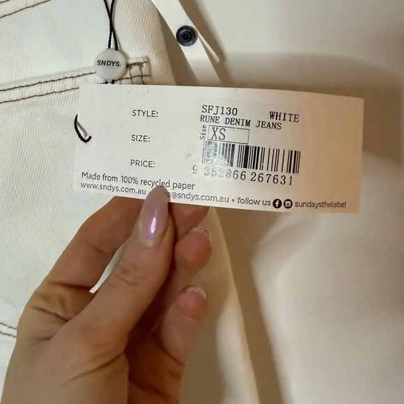 SNDYS RUNE JEANS - Picture 12 of 12